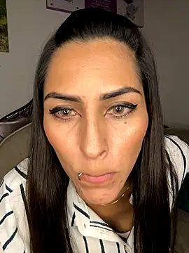 Snapshot of Sofiadelacruz chatting on October 2025 10:29:02 PM Sofiadelacruz online show from October 2025 10:29:02 PM