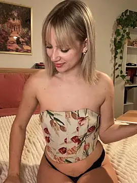 rileylovesyou online show from February 2025 02:53:02 AM