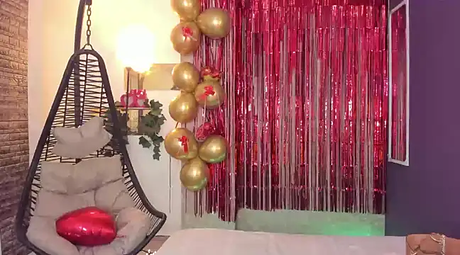 FelicitaSweet online show from February 2025 07:44:01 PM