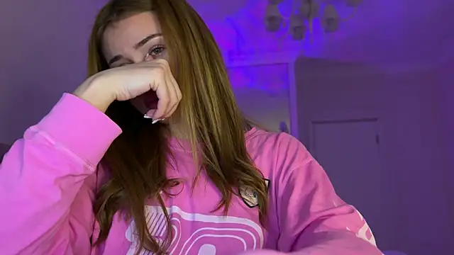 Snapshot of Kisskeyy chatting on February 2025 11:11:01 PM Kisskeyy online show from February 2025 11:11:01 PM