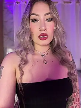 Lally Valencia   online show from April 2026 04:19:01 AM