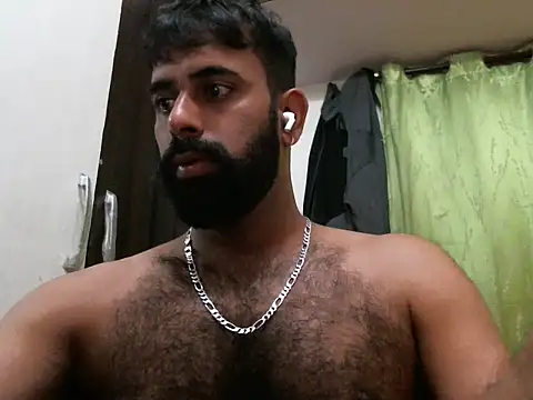 Snapshot of indianhairybull chatting on October 2025 12:05:02 AM indianhairybull online show from October 2025 12:05:02 AM