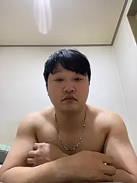 Snapshot of offwhite777 chatting on February 2025 02:13:02 PM offwhite777 online show from February 2025 02:13:02 PM