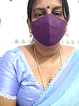 Snapshot of Tamil_Meera12 chatting on June 2026 03:48:02 AM Tamil Meera12 online show from June 2026 03:48:02 AM