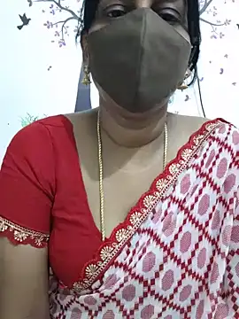 Snapshot of Tamil_Meera12 chatting on June 2026 05:22:02 PM Tamil Meera12 online show from June 2026 05:22:02 PM