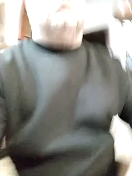 NAvoglia online show from December 2025 09:56:01 PM