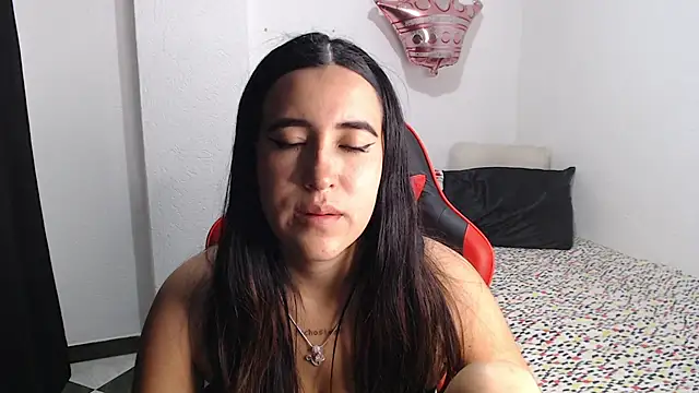 Snapshot of __leaa chatting on August 2026 12:21:01 AM leaa online show from August 2026 12:21:01 AM