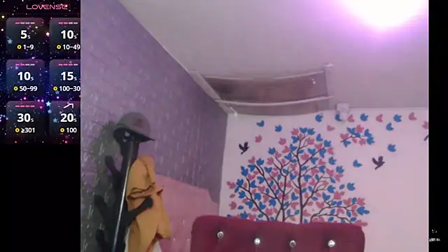 Snapshot of AngelaTurizo chatting on September 2025 09:31:01 PM AngelaTurizo online show from September 2025 09:31:01 PM