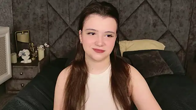 Snapshot of Pauline_Heaven chatting on November 2025 05:41:01 AM Pauline Heaven online show from November 2025 05:41:01 AM