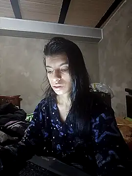 Ariell Kieran online show from October 2025 05:50:02 AM