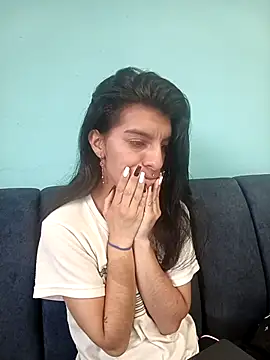 Ariell Kieran online show from October 2025 08:54:02 PM