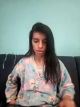 Ariell Kieran online show from November 2025 08:51:01 PM