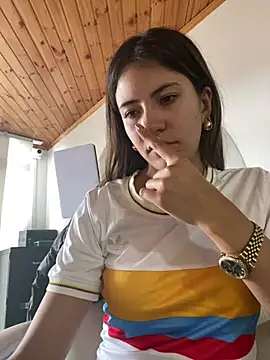 Andrea18 blonde online show from March 2025 02:32:02 PM