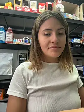 Andrea18 blonde online show from February 2026 03:48:02 PM