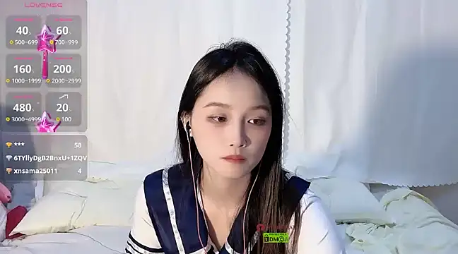 xunian71O online show from February 2025 06:03:01 PM