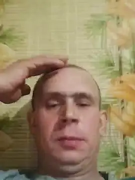 Snapshot of alex_brow_n chatting on February 2025 04:44:01 PM alex brow n online show from February 2025 04:44:01 PM