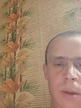 Snapshot of alex_brow_n chatting on February 2025 12:10:02 PM alex brow n online show from February 2025 12:10:02 PM