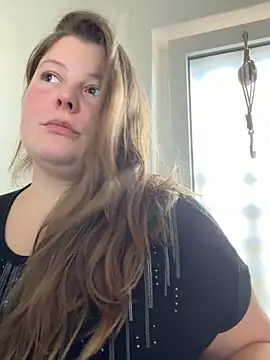 Lars-Lola online show from March 2026 02:01:02 PM