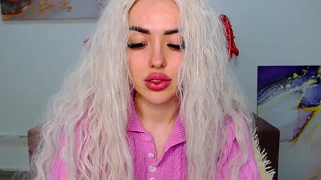 Snapshot of MissisCaty chatting on March 2025 12:34:01 PM MissisCaty online show from March 2025 12:34:01 PM