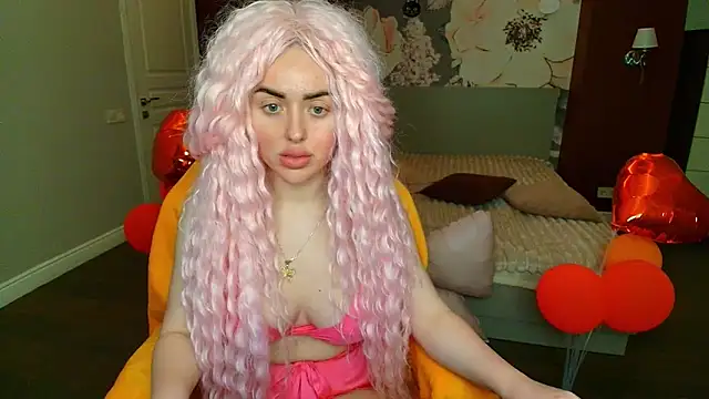 MissisCaty online show from May 2026 07:59:02 PM