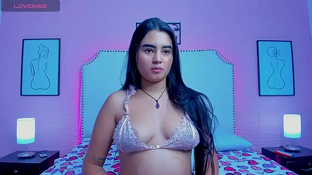  Emma whiitee  online show from September 2025 01:14:02 PM