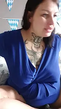 CannabisQueenn online show from September 2025 07:24:02 AM