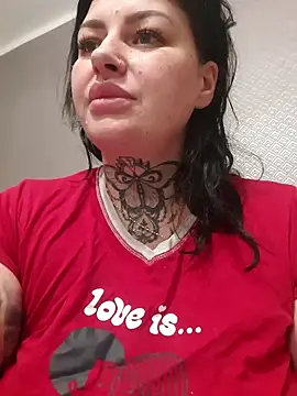 CannabisQueenn online show from November 2025 07:29:01 PM