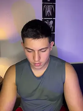 JamesCr  online show from January 2026 12:05:01 AM