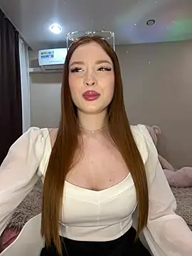 Snapshot of JessRoal chatting on February 2025 01:03:01 PM JessRoal online show from February 2025 01:03:01 PM