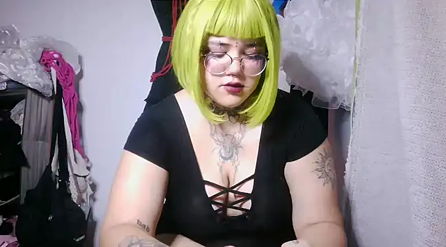 Snapshot of xomimuka chatting on March 2025 05:33:01 AM xomimuka online show from March 2025 05:33:01 AM