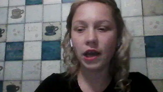 Snapshot of Anna_wey chatting on April 2026 06:38:01 PM Anna wey online show from April 2026 06:38:01 PM