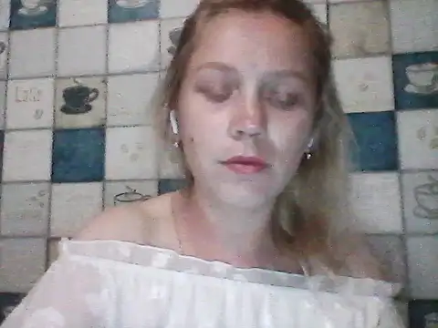 Snapshot of Anna_wey chatting on June 2026 07:12:02 PM Anna wey online show from June 2026 07:12:02 PM