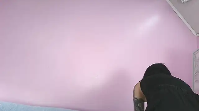 Hiyakasudere online show from November 2025 06:19:02 PM