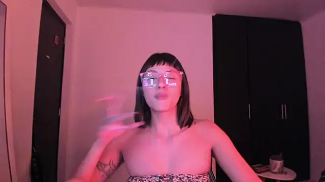 ggor4w33 online show from October 2025 11:14:01 PM