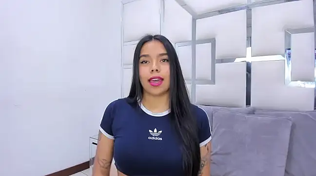 ZoeWan69 online show from February 2025 10:50:01 AM