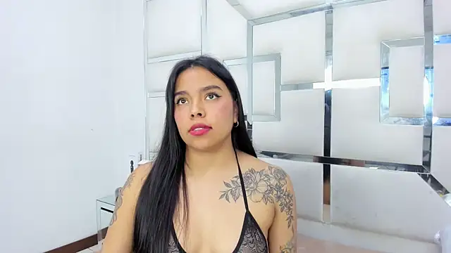 ZoeWan69 online show from March 2025 02:33:02 PM