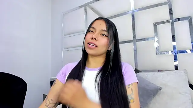 ZoeWan69 online show from October 2025 12:53:02 PM