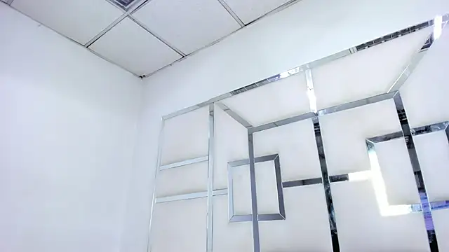 ZoeWan69 online show from March 2026 01:58:01 PM