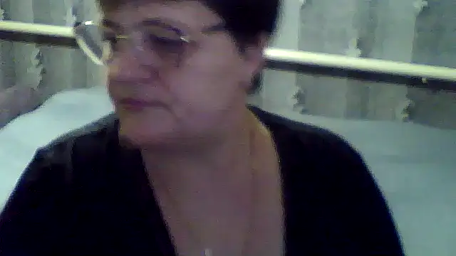 Snapshot of ElzaJewel chatting on February 2026 05:55:02 PM ElzaJewel online show from February 2026 05:55:02 PM