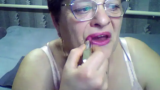 Snapshot of ElzaJewel chatting on February 2026 09:13:02 PM ElzaJewel online show from February 2026 09:13:02 PM