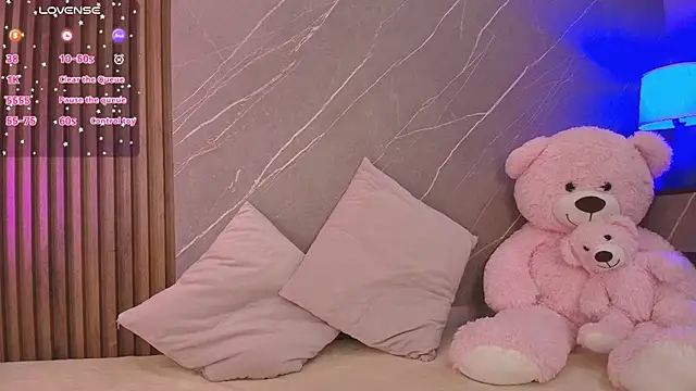 ariana jhonson1 online show from March 2026 12:30:02 PM