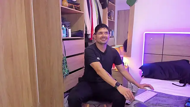 ILoveNYStyle online show from March 2025 09:56:02 PM