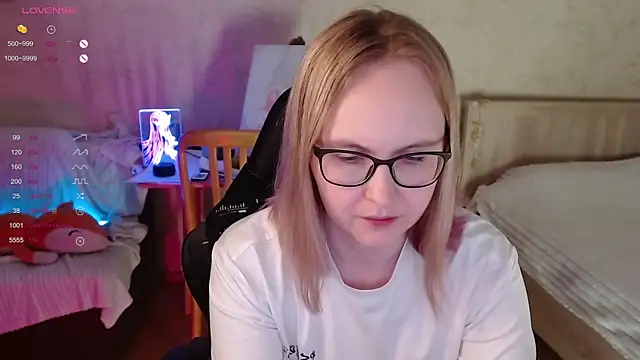 Agatha Mott online show from November 2025 03:07:01 AM