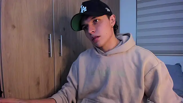 Mastrangelo xxx online show from September 2025 04:25:01 AM