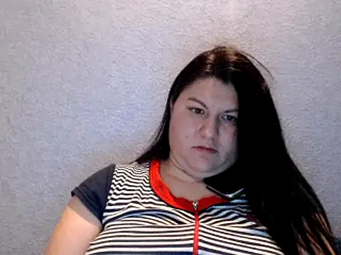 KiraSwee online show from December 2024 05:11:02 PM