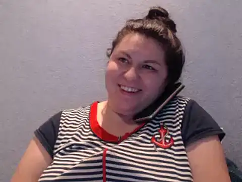 KiraSwee online show from January 2025 06:18:01 PM