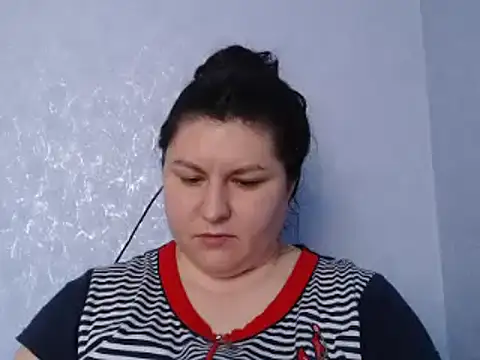 KiraSwee online show from March 2025 01:03:02 PM