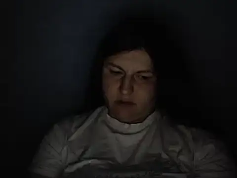 KiraSwee online show from September 2025 08:44:01 PM