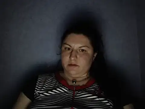 KiraSwee online show from September 2025 06:23:02 PM