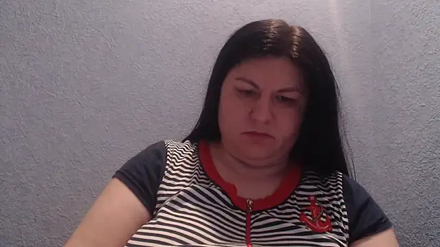 KiraSwee online show from February 2026 05:11:01 PM